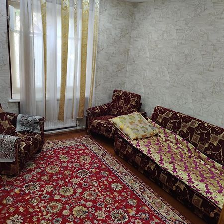 Muharram Homestay In The Neighborhood Of The Registan Square, 家族 ゲストハウス Samarcande Extérieur photo