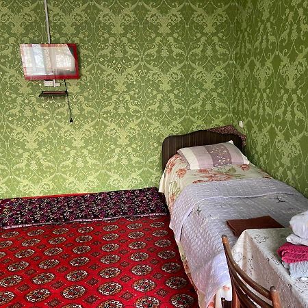 Muharram Homestay In The Neighborhood Of The Registan Square, 家族 ゲストハウス Samarcande Extérieur photo
