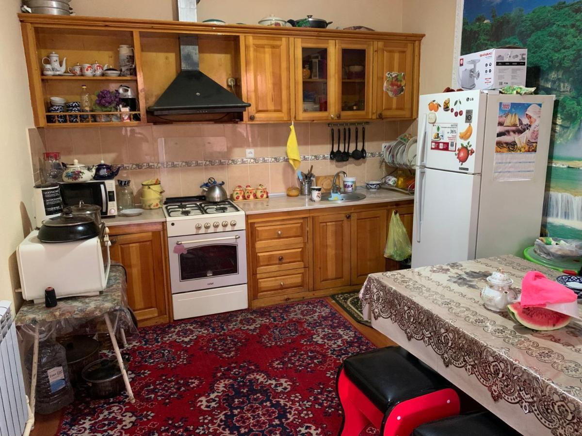 Muharram Homestay In The Neighborhood Of The Registan Square, 家族 ゲストハウス Samarcande Extérieur photo
