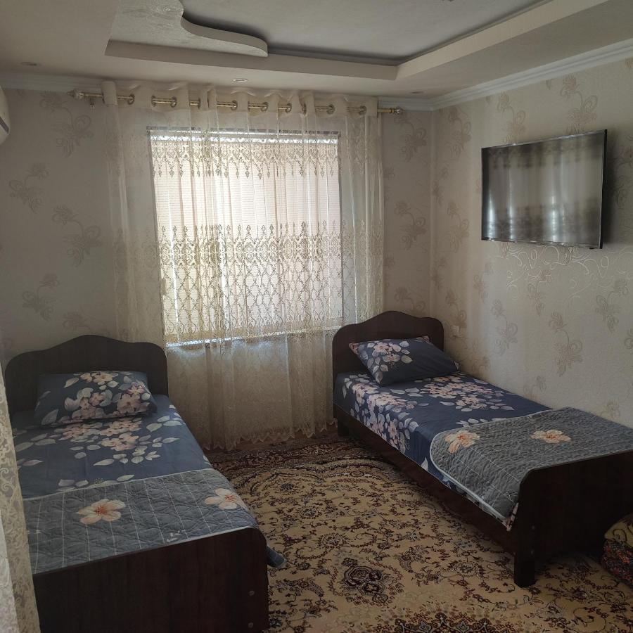 Muharram Homestay In The Neighborhood Of The Registan Square, 家族 ゲストハウス Samarcande Extérieur photo