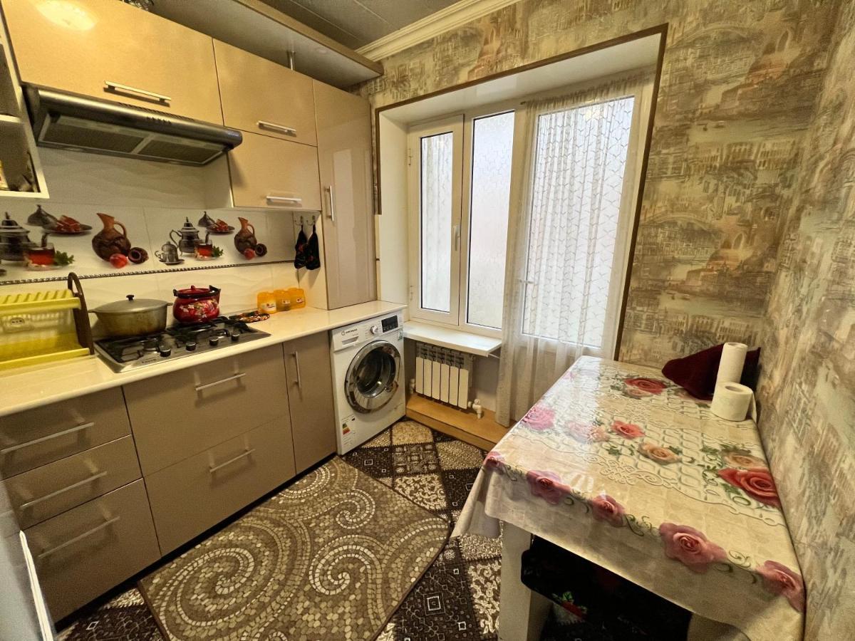 Muharram Homestay In The Neighborhood Of The Registan Square, 家族 ゲストハウス Samarcande Extérieur photo